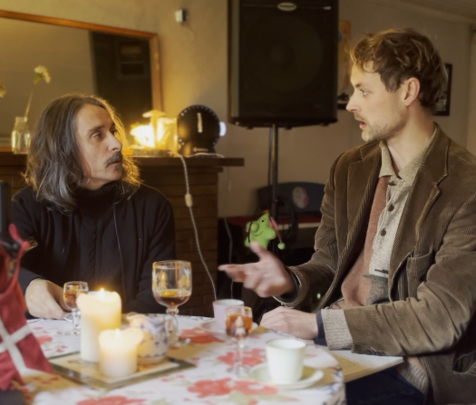 Conversa à mesa